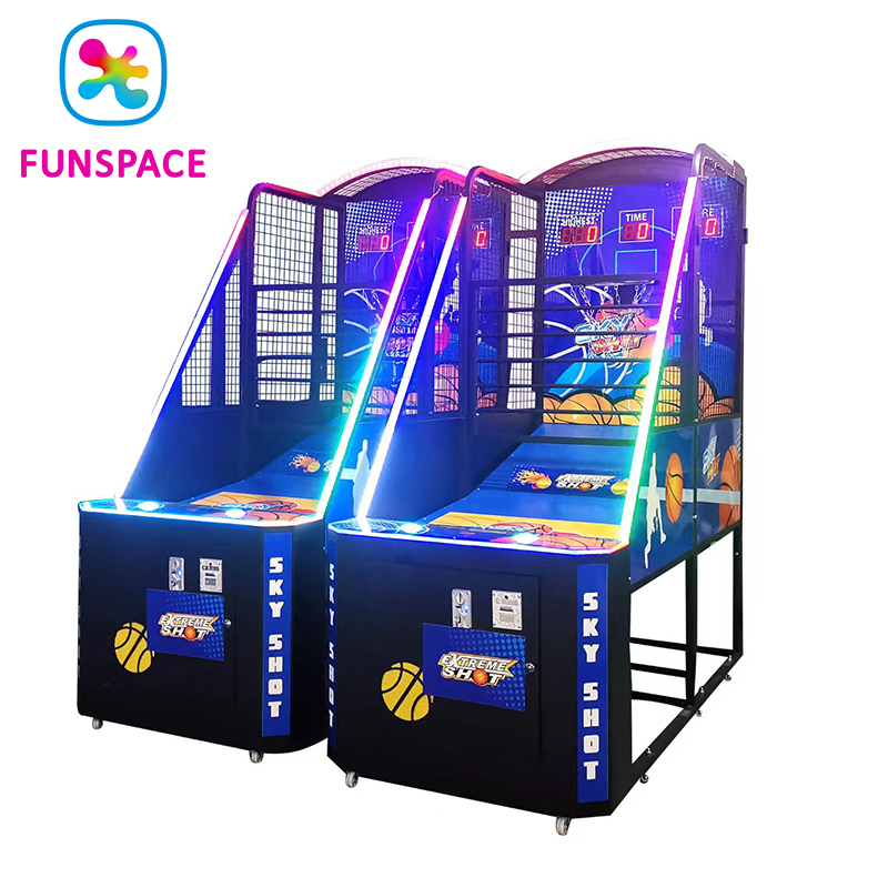 Zona giochi indoor parco divertimenti sportivo basket tiro a segno macchina arcade a monete