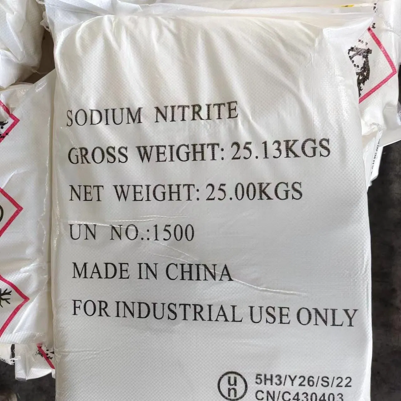 Natriumnitrit für Pigmente, Farbstoffe, Metallwärmebehandlungsmittel