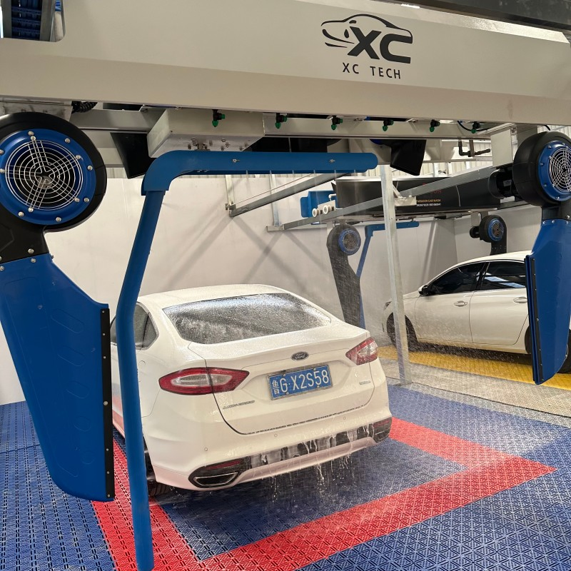 Salzsprühnebelbeständige berührungslose automatische Autowaschanlage mit Rostschutzbeschichtung und Schnelltrocknungssystem Händlerpreise für Tankstellen an der Küste Maschine