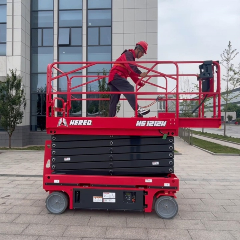 Piattaforma elevatrice a forbice mobile idraulica da esterno 320 kg per sollevamento persone
