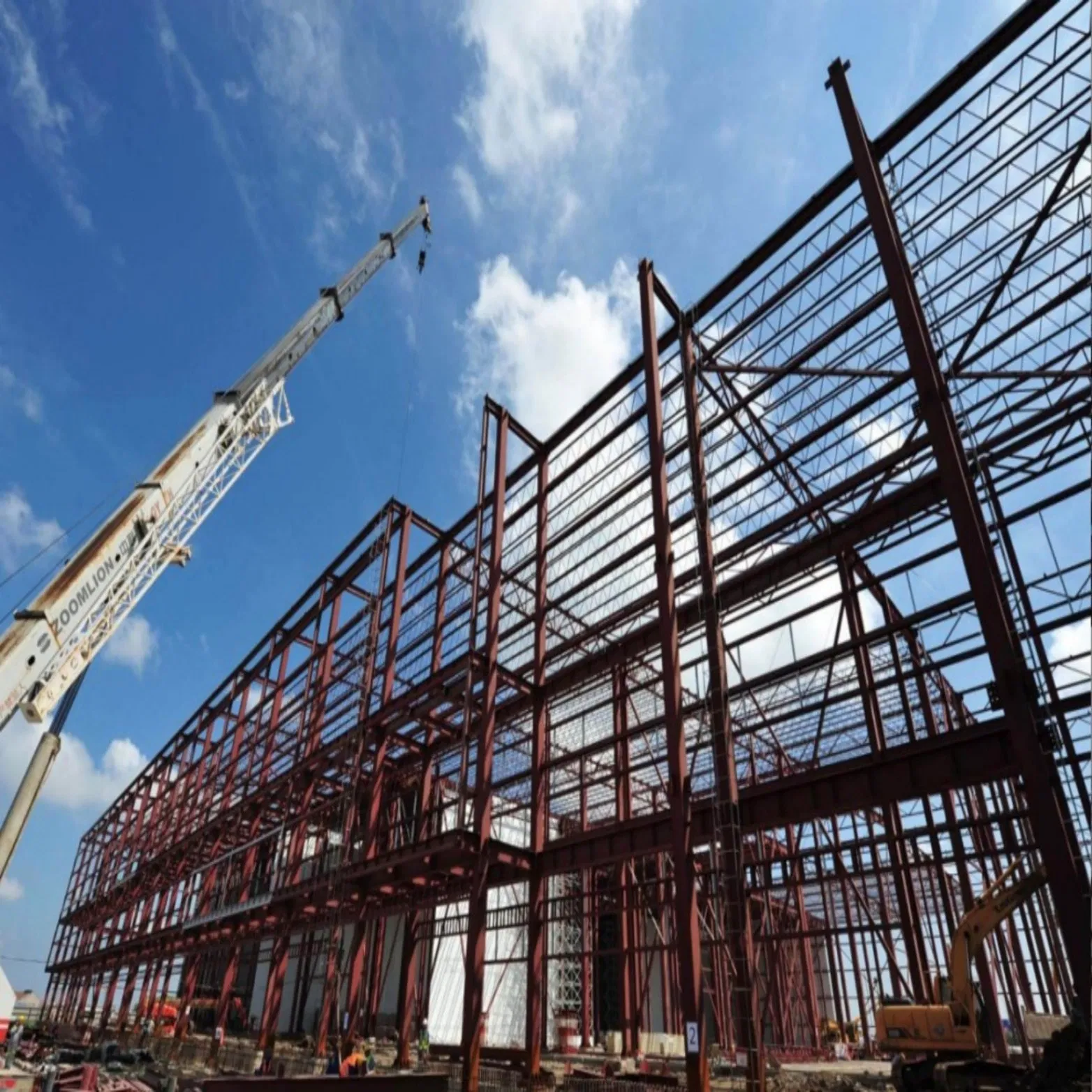Industrieller Satteldachrahmen aus H-Profilen Vorgefertigte Stahlkonstruktion Lagerhalle für Fabrik