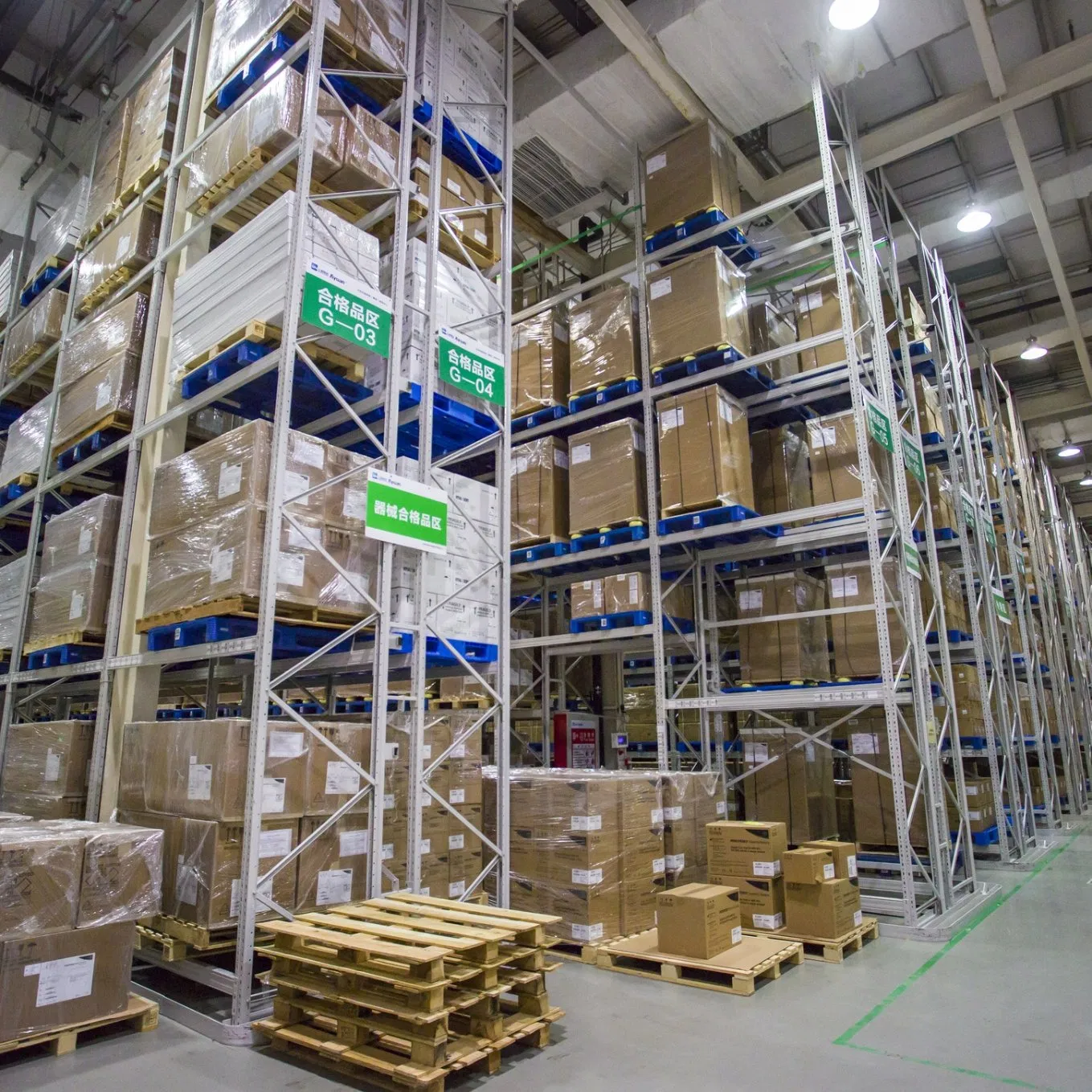 Heavy Duty Steel VNA Racking System for Efficient Warehouse Storage