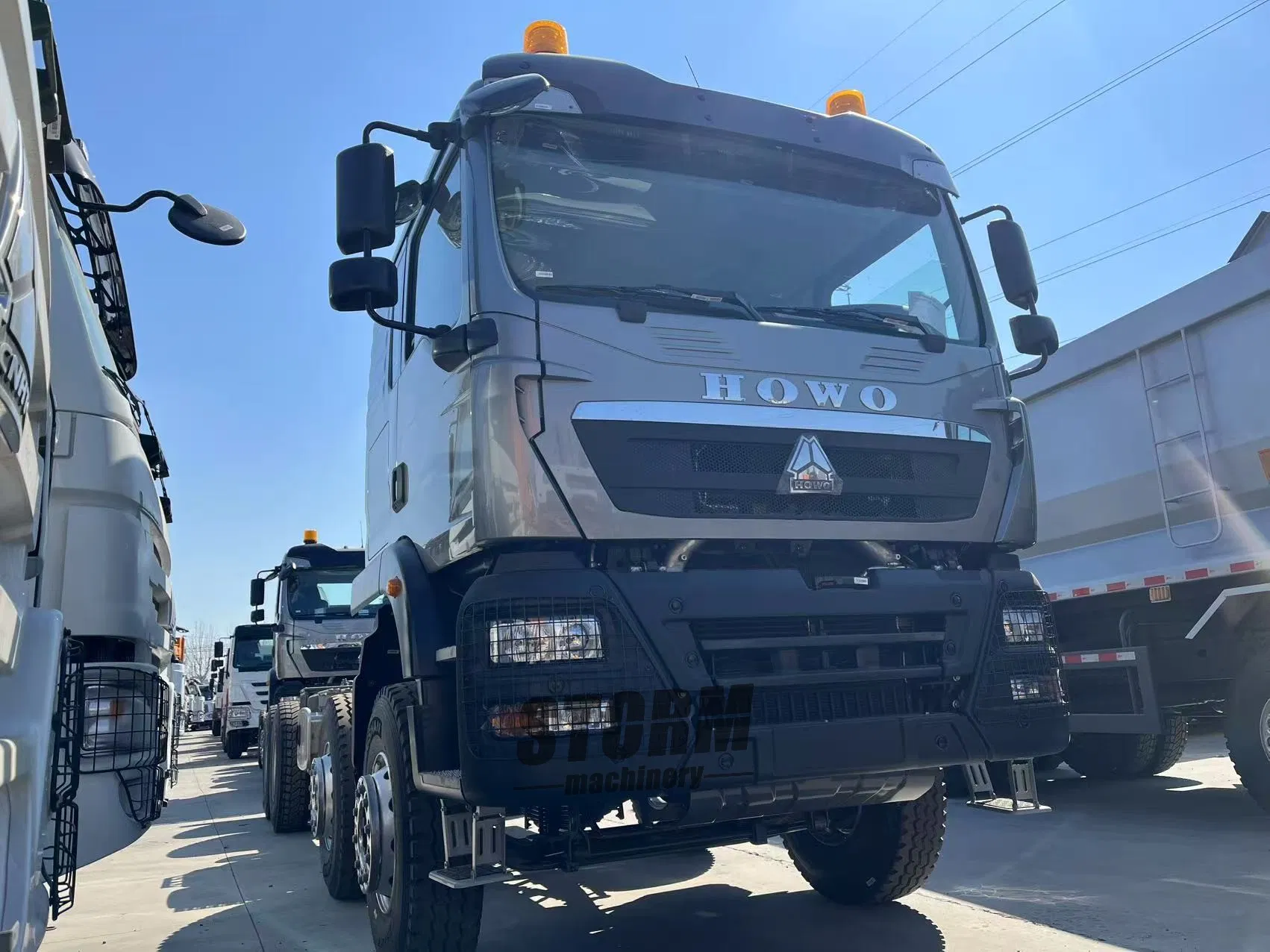 Sinotruk HOWO Nx 8X4 380HP 40 Tons Cargo Truck Chassis Van Truck for Zimbabwe