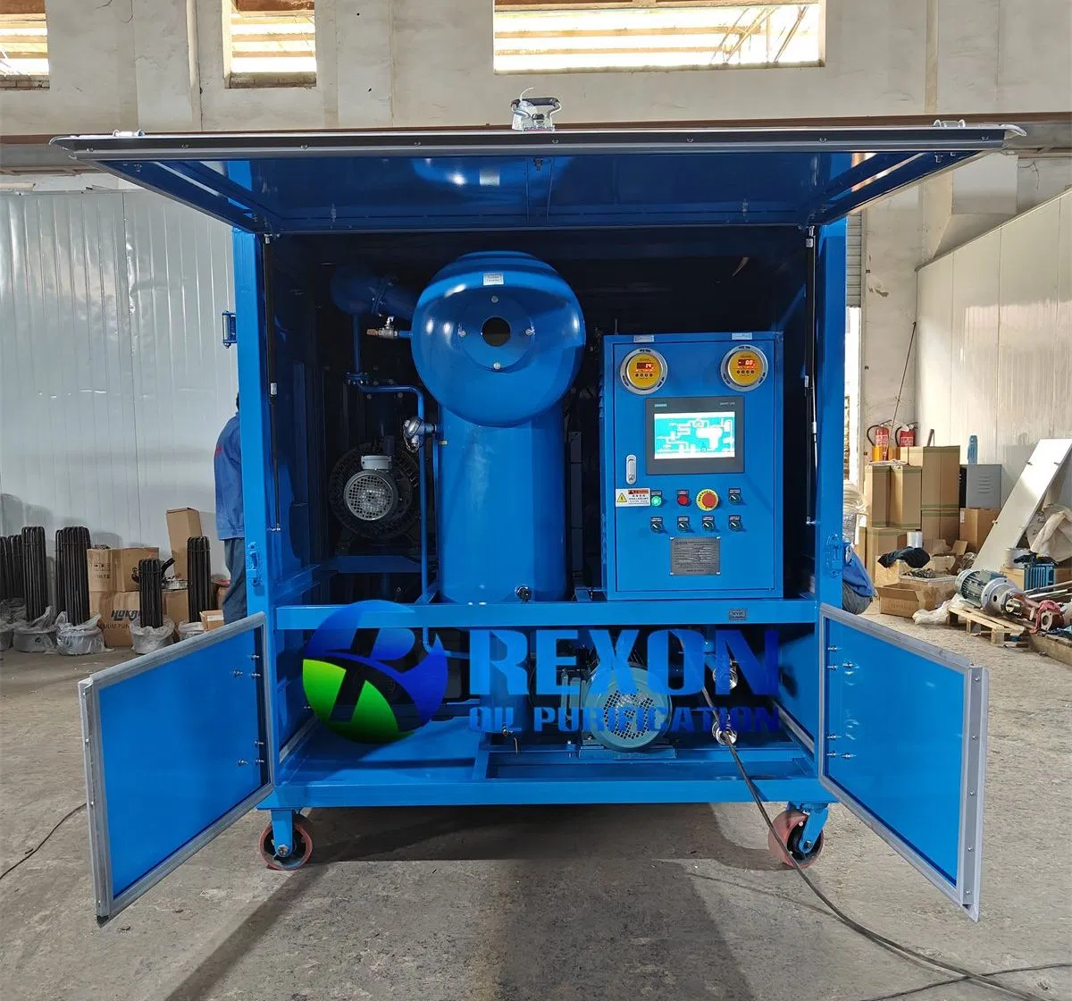 Sistema industriale di filtrazione dell'olio sotto vuoto da 6000 L per apparecchiature elettriche con elementi filtranti da 5 μm