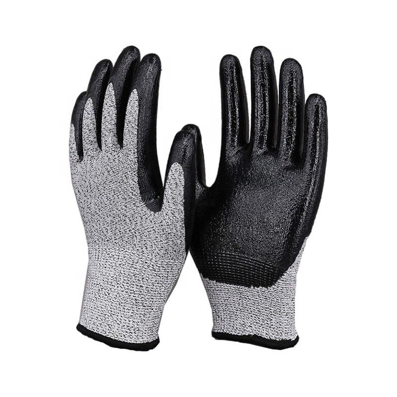 Antischnitt Level 5 Messersichere 13G HPPE-gefütterte glatte NBR-getauchte Nitrilbeschichtete Schnittfeste Handschuhe