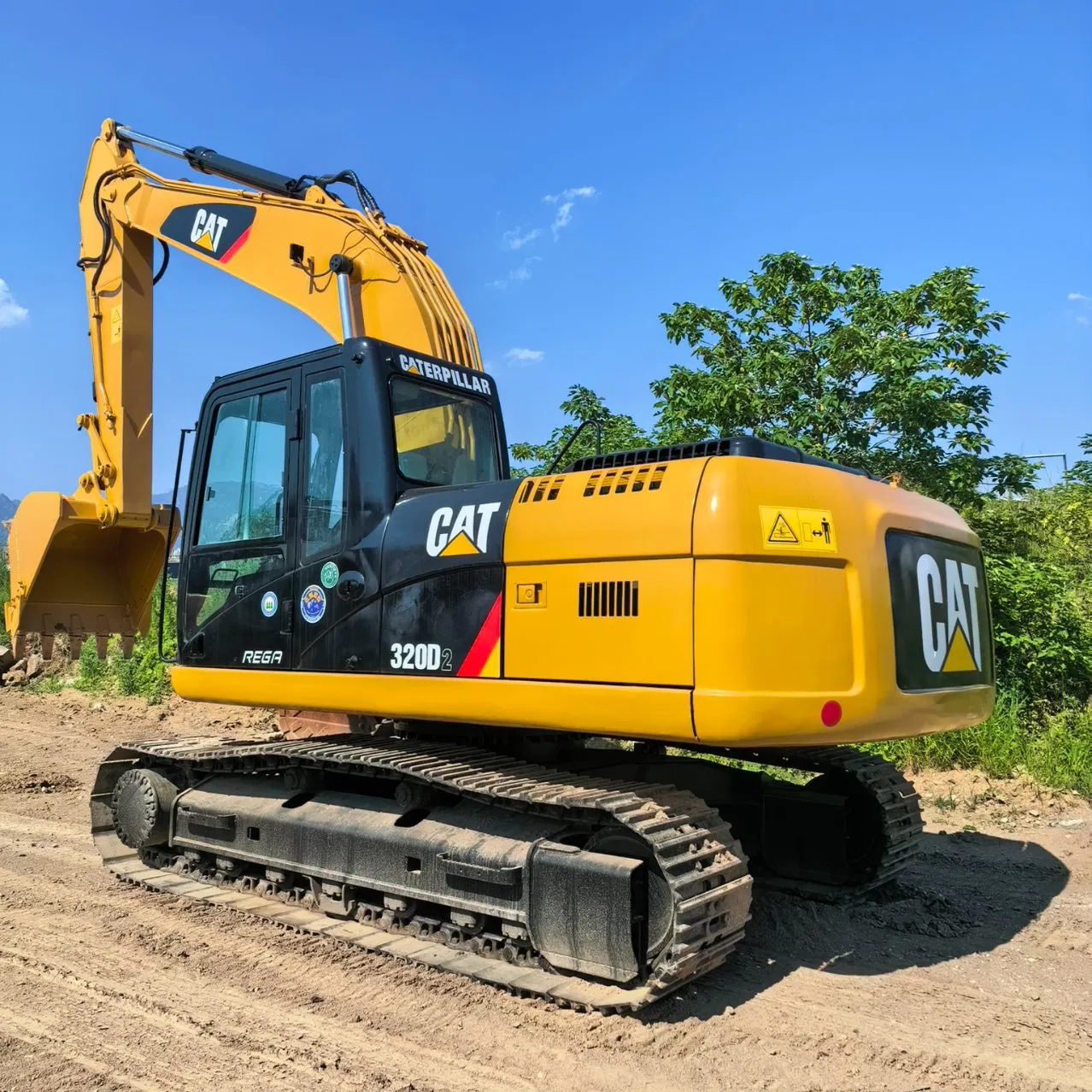 Escavatore cingolato Caterpillar 320D2 320D 320 320GX 320GC 320BL 320CL usato, escavatore Cat 320D2L originale per macchine da costruzione di seconda mano in vendita