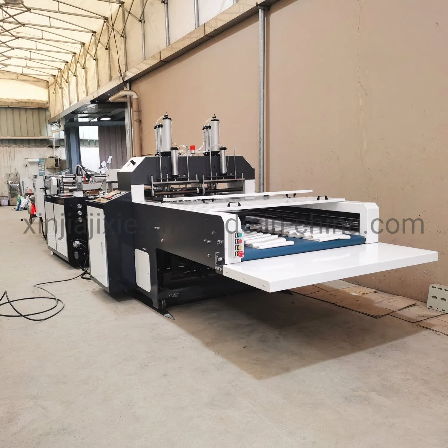 High Speed 400-700PCS HDPE PE Polythene Hot Sealing Hot Cutting Sealing Cutting Machine