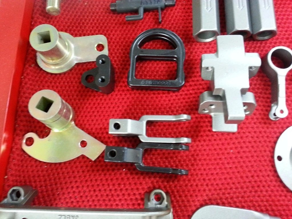 تصنيع الآلات CNC لملفات الألمنيوم بنظام OEM، وخراطة CNC لعلب الكاميرات/ملحقات الكاميرات والمعدات الآلية غير القياسية