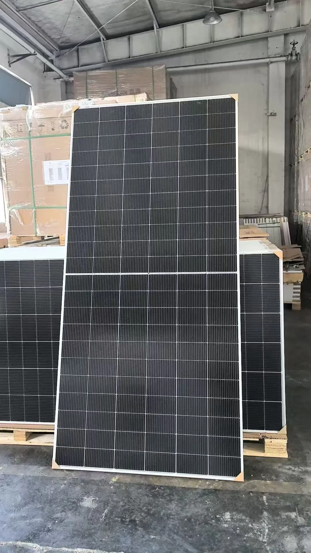 700-715W Mono- oder Poly-Solarmodule Solare PV-Paneele