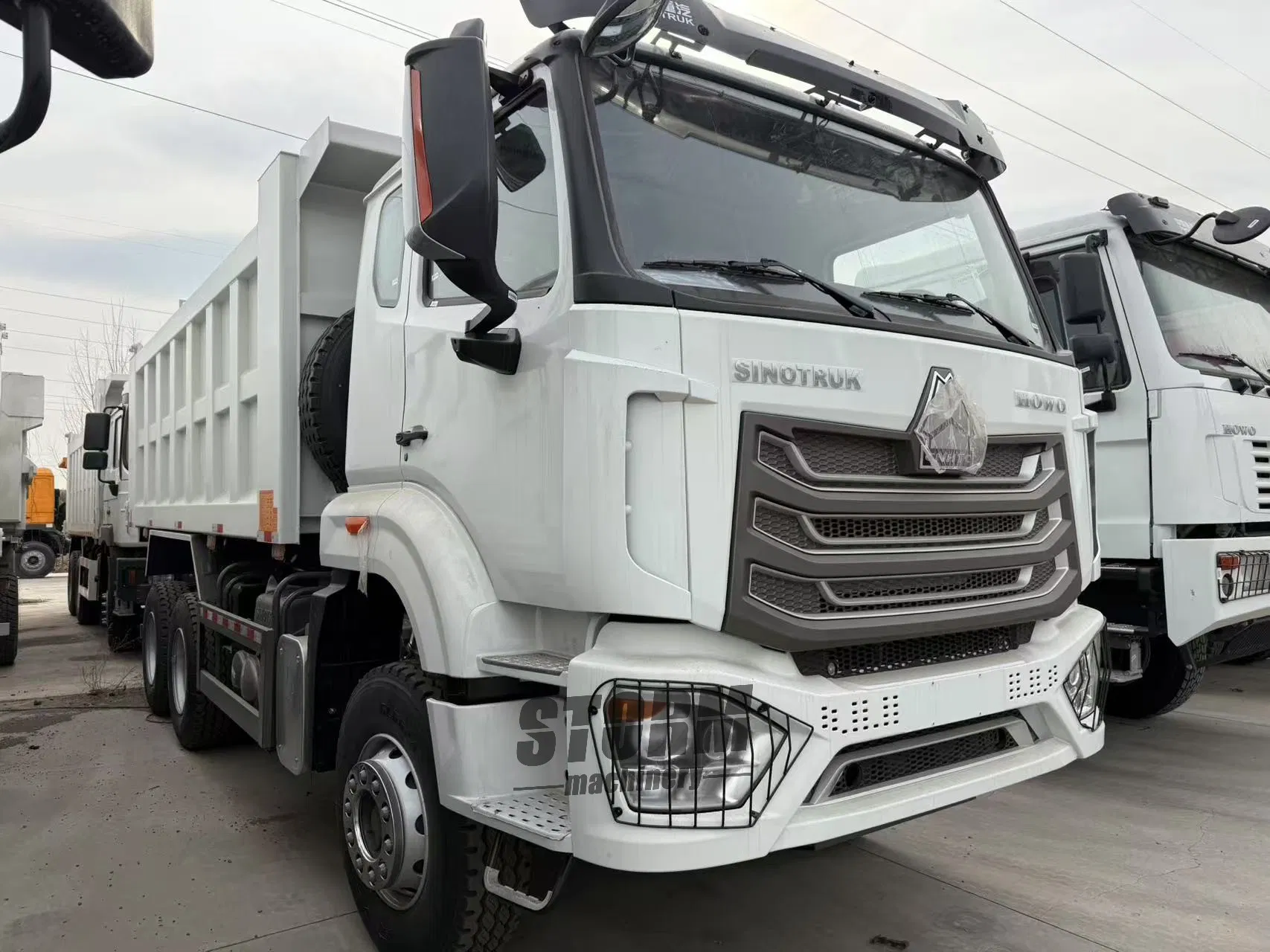 Sinotruk HOWO 6X4 Diesel-Muldenkipper