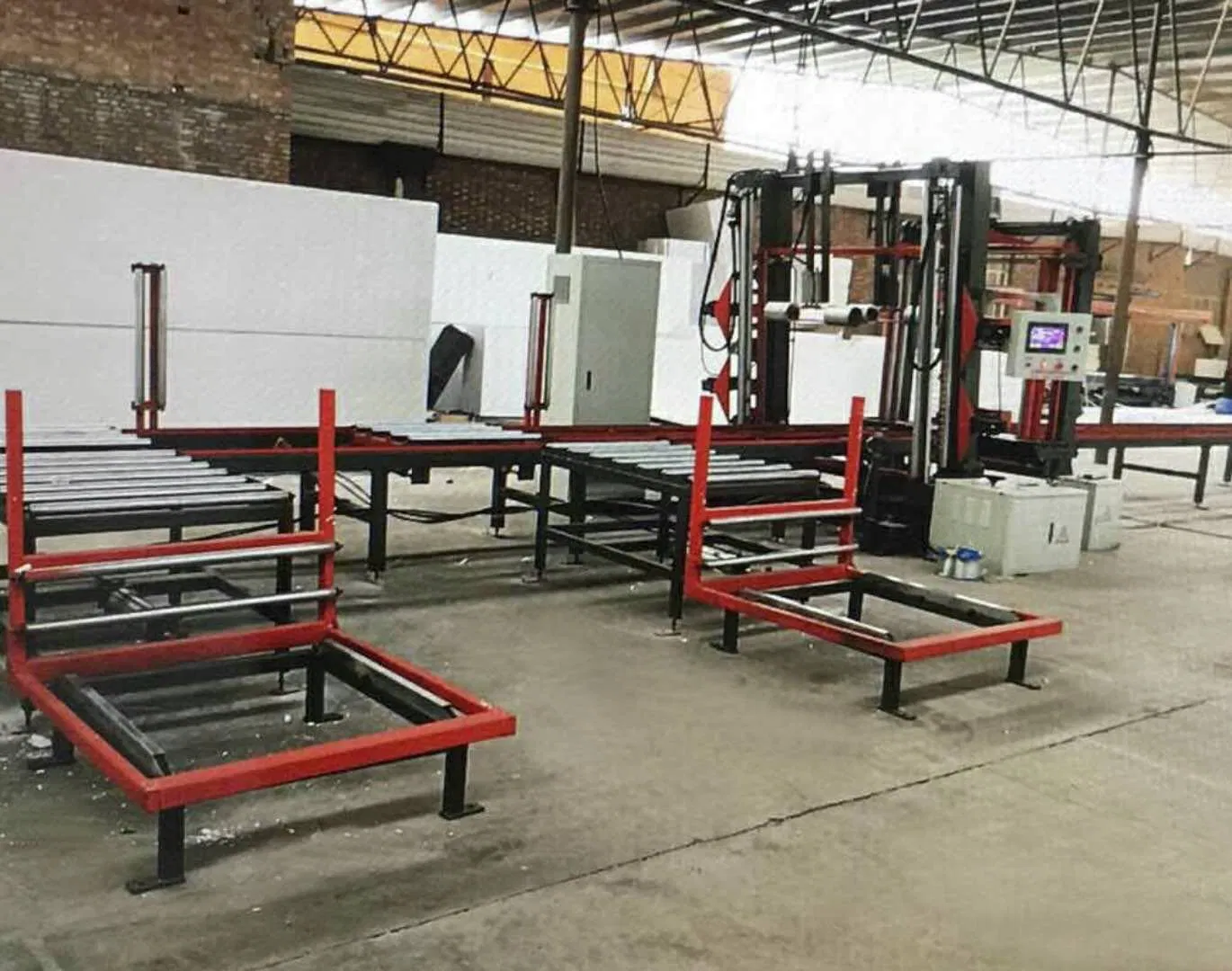 Oscillating Hot Wire Cutting Machine, Continuous EPS Cutting Line