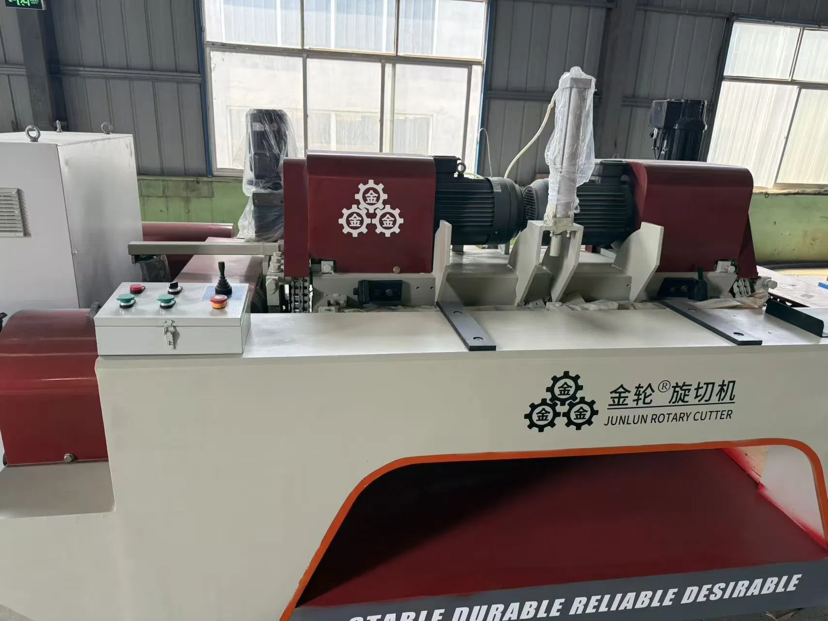 Professional Wood Debarker with Spindle Veneer Rotary Cutting Technology