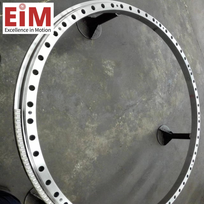 Heavy-Duty Construction Mining Crane Slewing Bearing 131.50.3150 133.50.3150 Swing Bearing Slew Ring Bearing