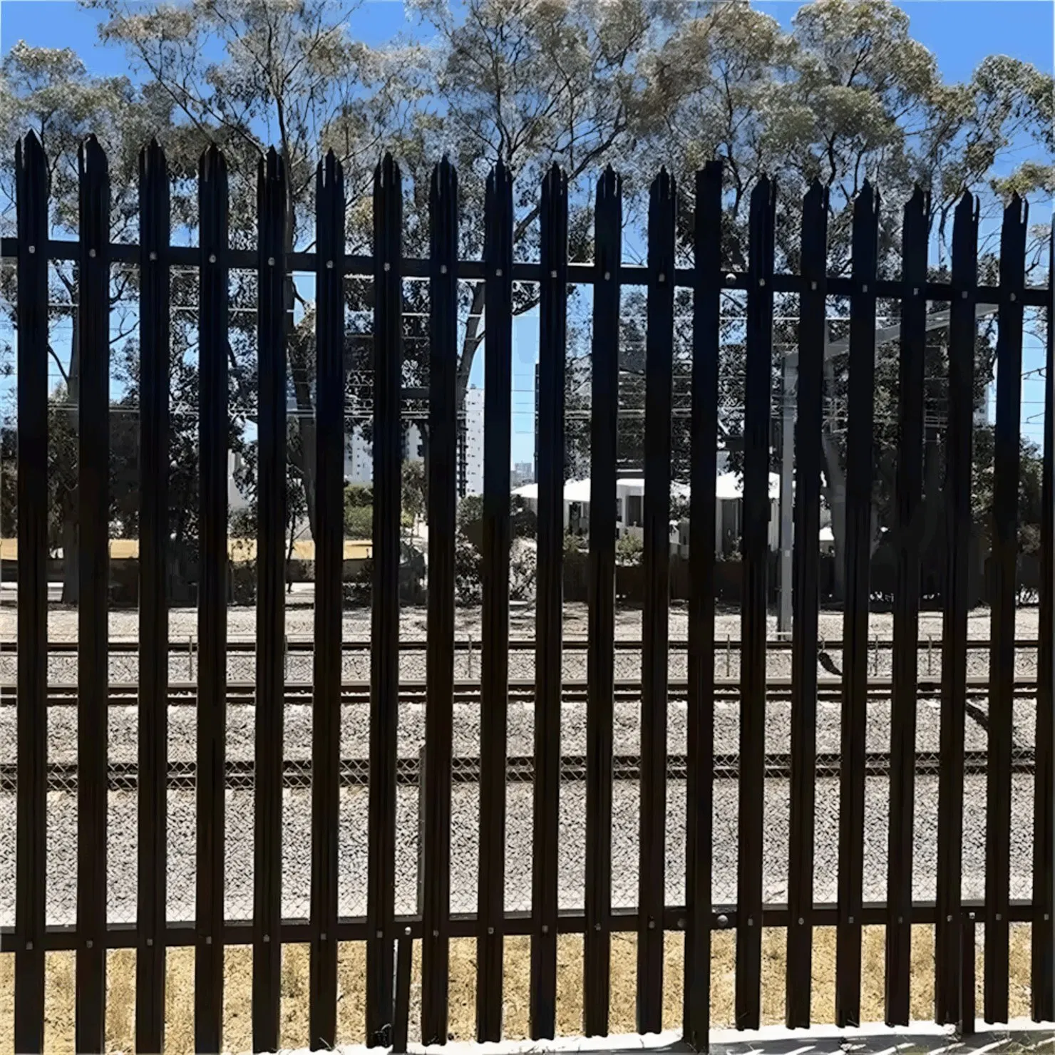 Galvanized Green Powder Coated W D Pale Palisade Security Fences for Power Plant Perimeter Fencing