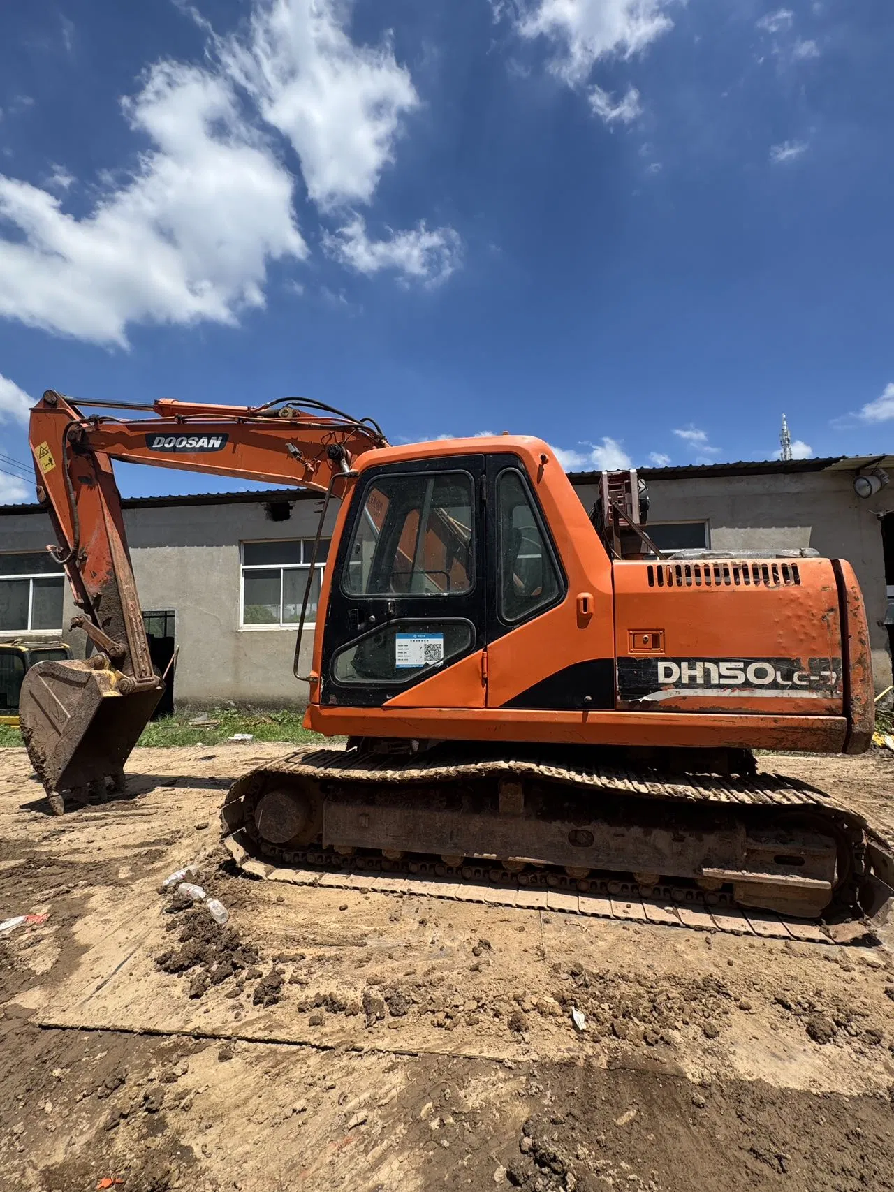 99 Nuovi Escavatori Doosan Macchine Edili per Progetti di Costruzione