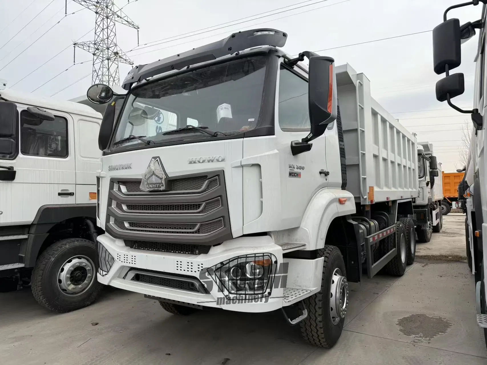 HOWO Nx 380HP Weichai Engine 3 Axles Big Fuel Tank New Dump Truck