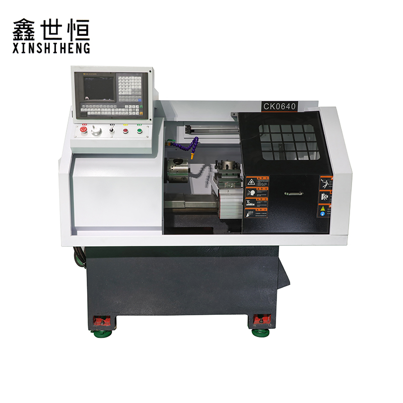 Elevata precisione di posizionamento Tornio CNC a bancale piano CK0640 con sistema servo