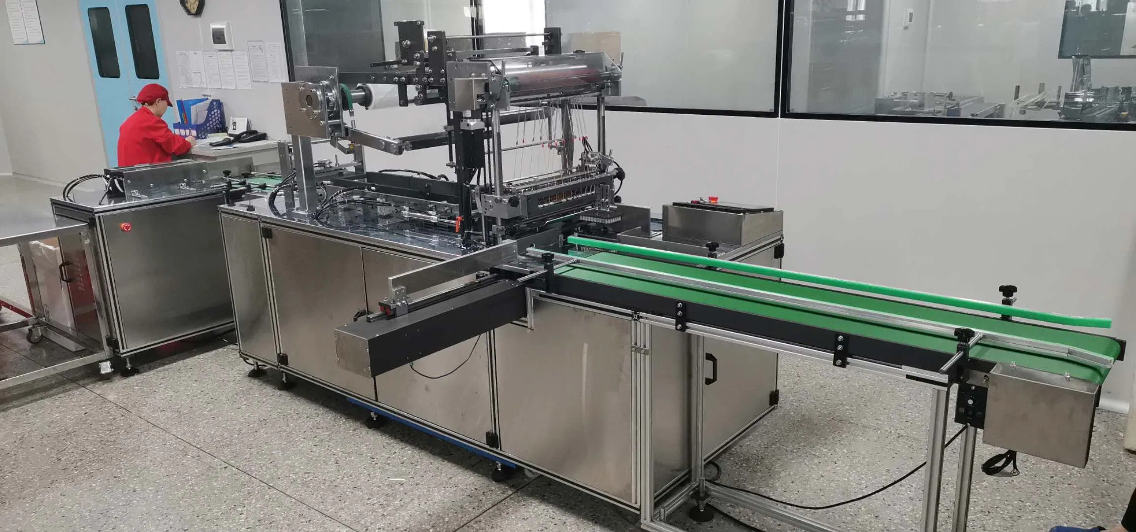 Macchina automatica per imballaggio 3D in film plastico per cioccolato / scatole di preservativi / confezioni regalo