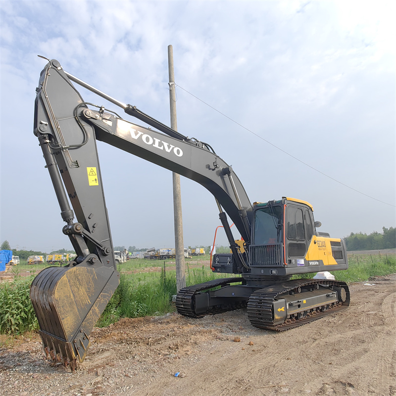 Used Volvo 240 Crawler Excavator Good Conditions for Sale