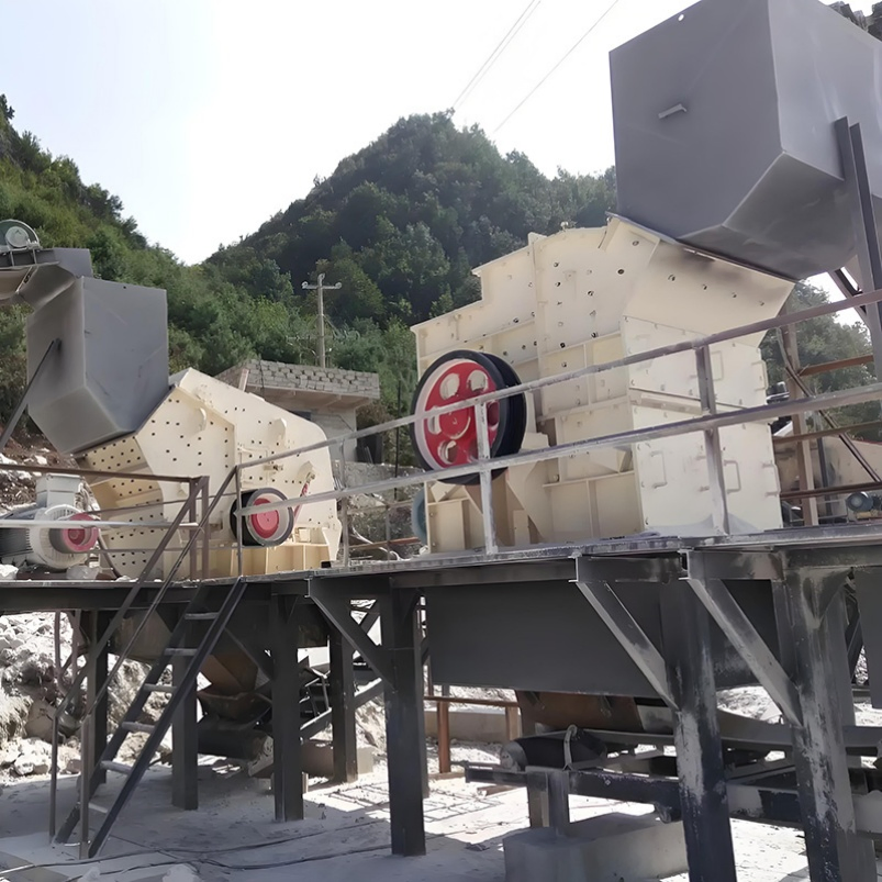 Concasseur à percussion PF-1315 Machine de concassage de roches et de pierres pour le traitement minier