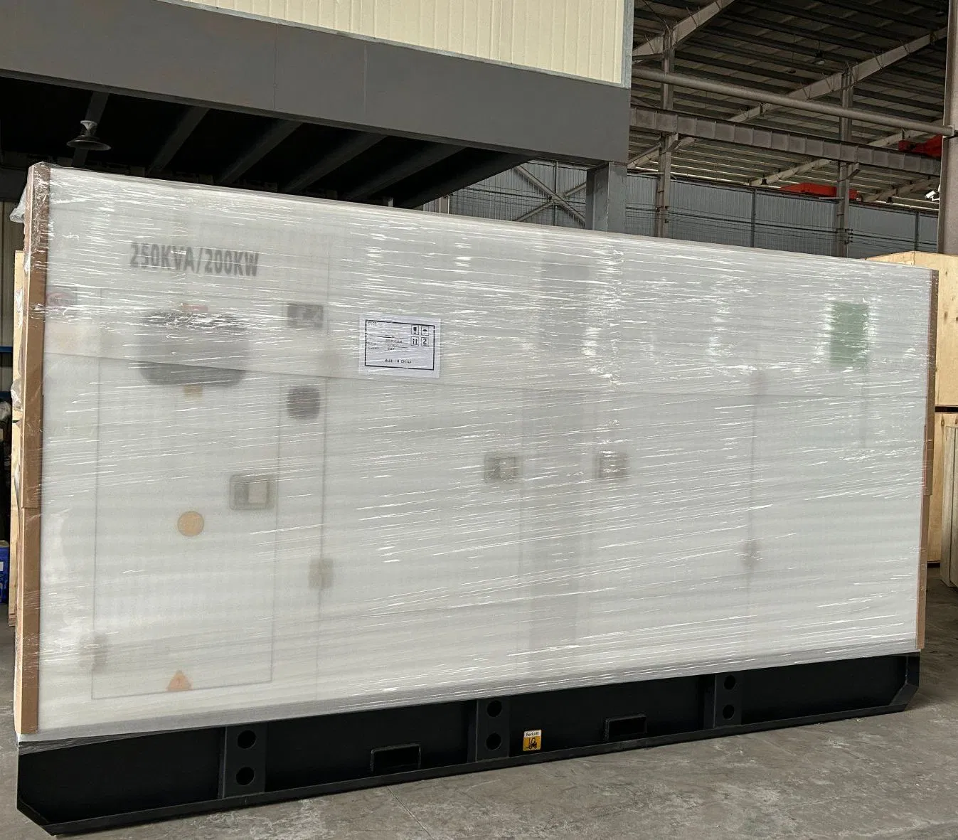 Cummins Engine 200kw 250kVA Silent Type Diesel Electricity Generator
