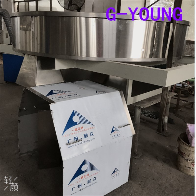 Machine de traitement des nouilles pour la production automatique de nouilles instantanées