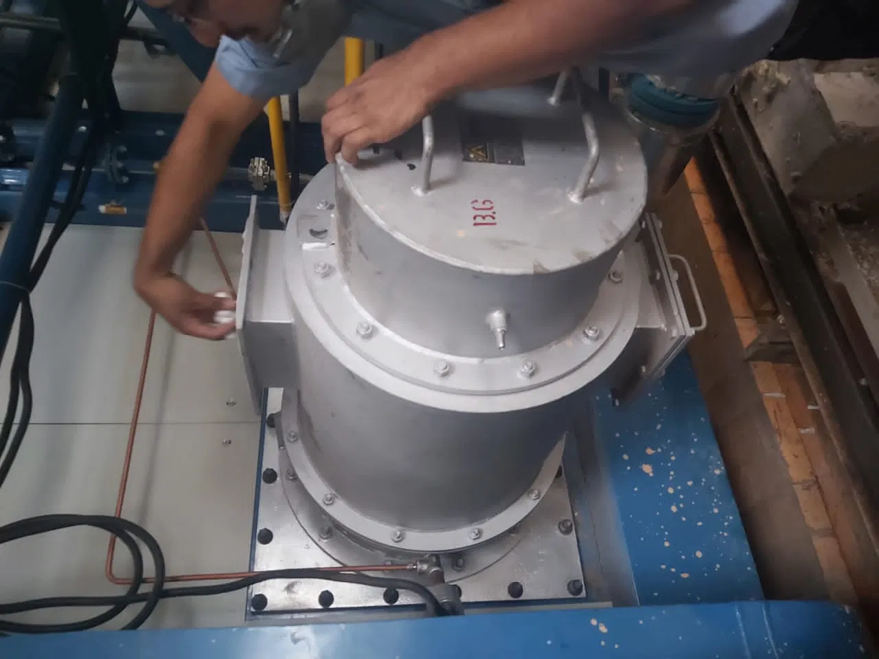 Low CO2 and Nox Moving Hood Kiln with Regenerative System