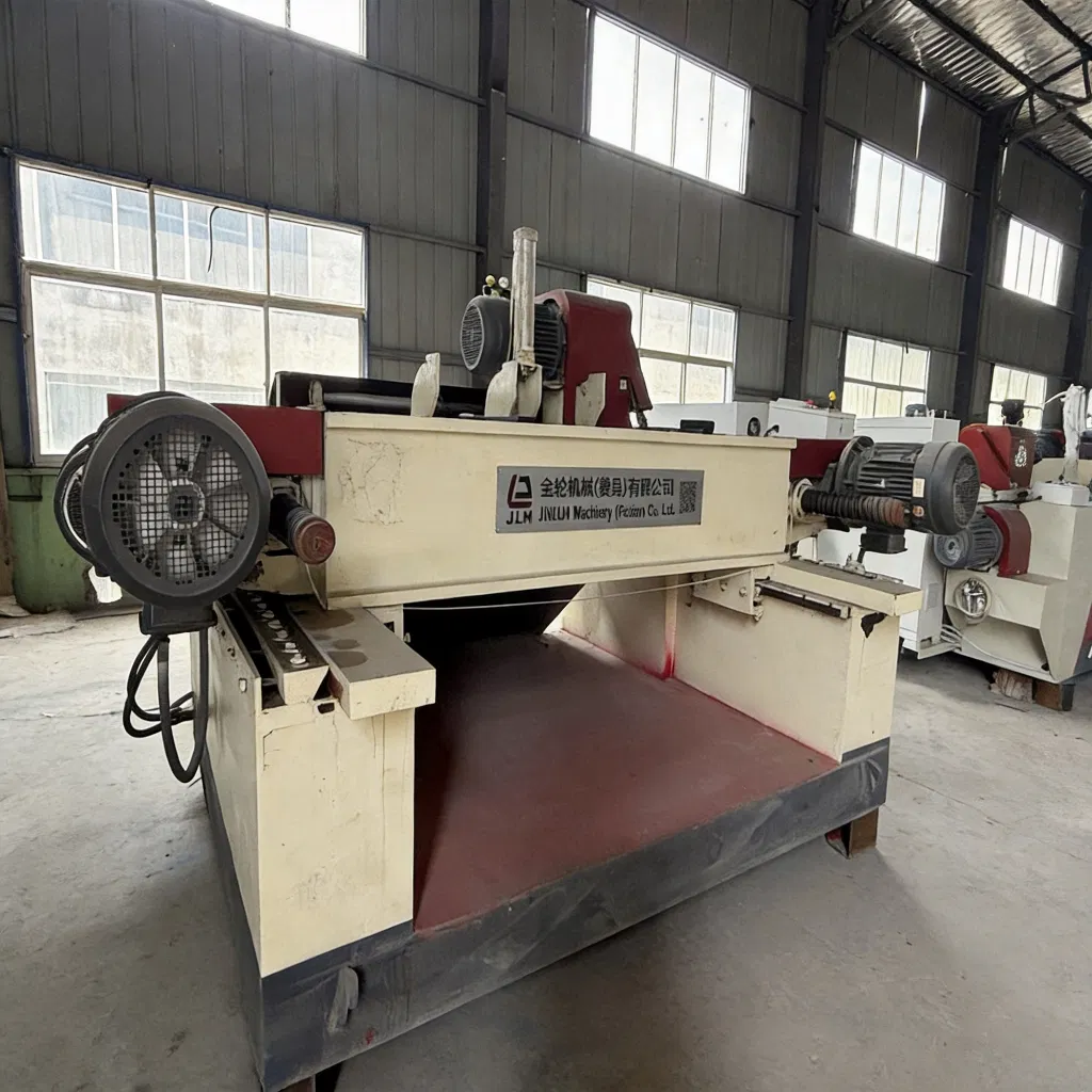 Hydraulic Wood Debarker with Enhanced Versatility for Efficient Rounding