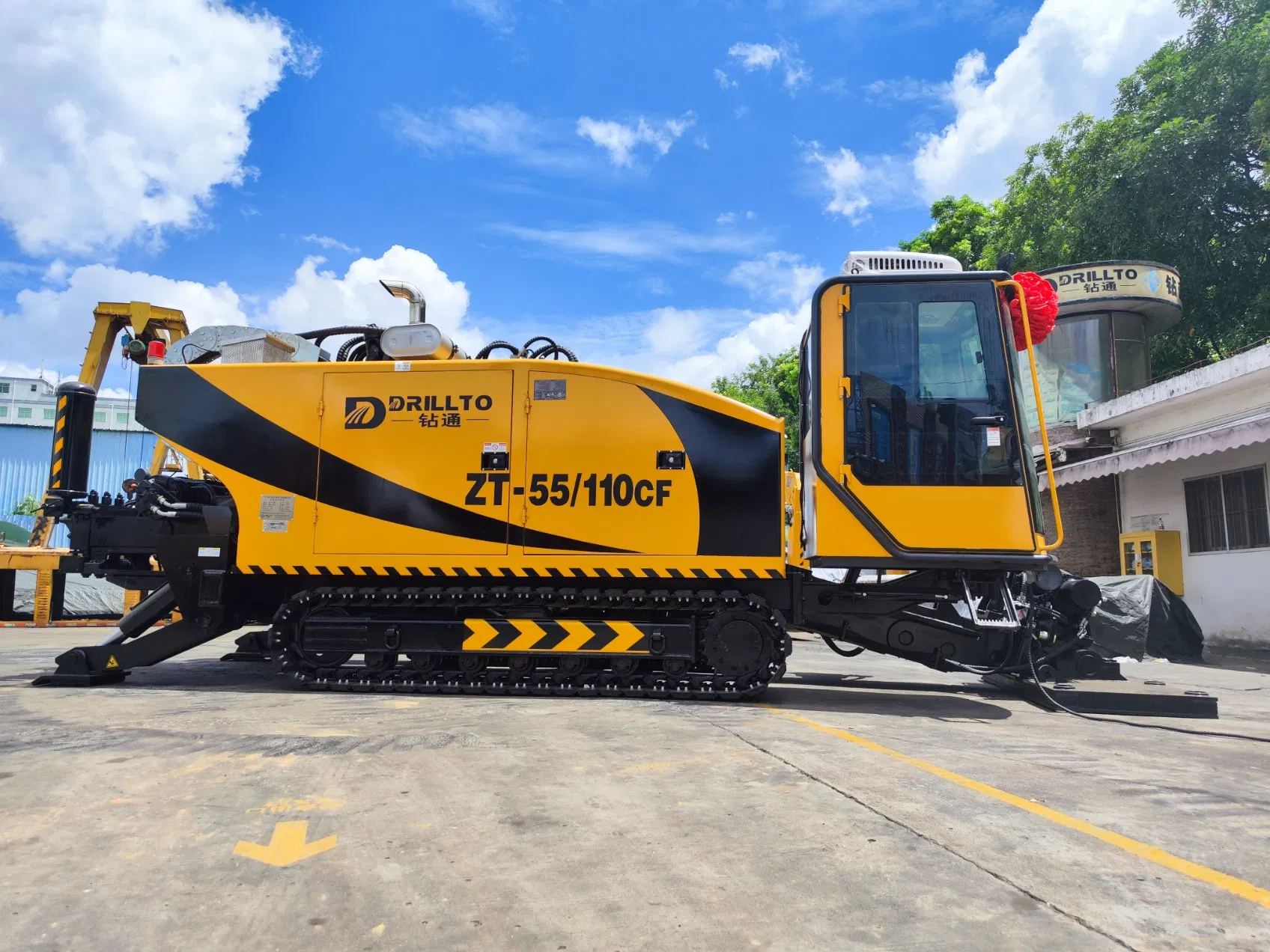 Rock Surface Pneumatic Air DTH Blast Hole Compressor Drilling Rig