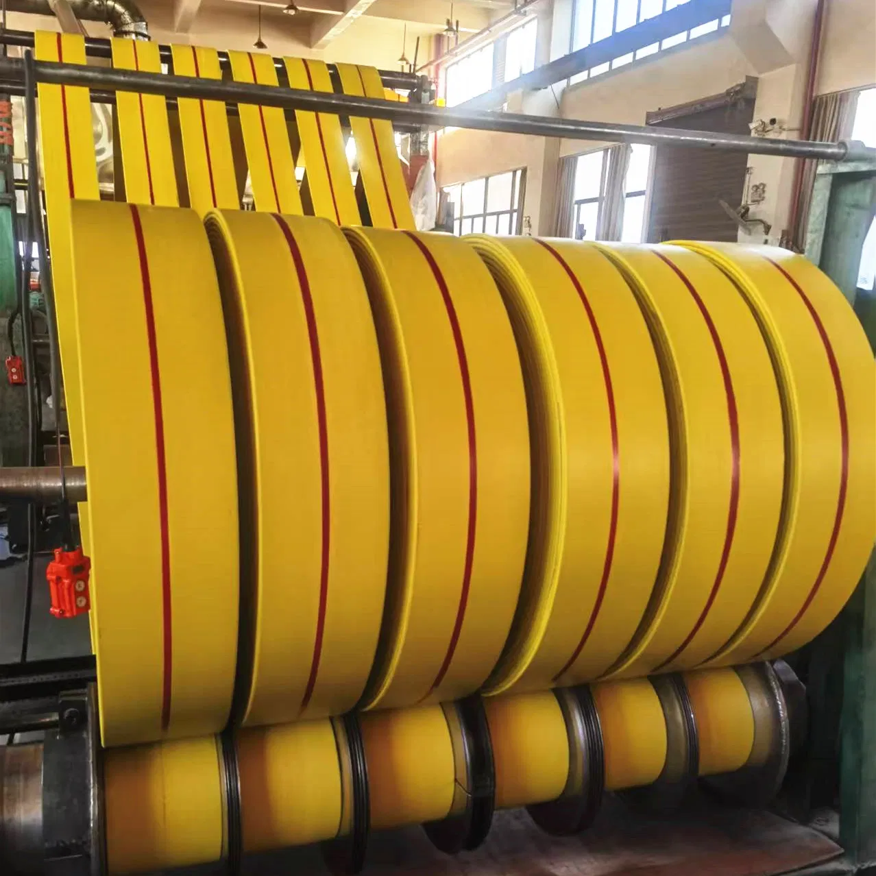 Cinghia di trasmissione piatta per elevatore per attrezzature agricole