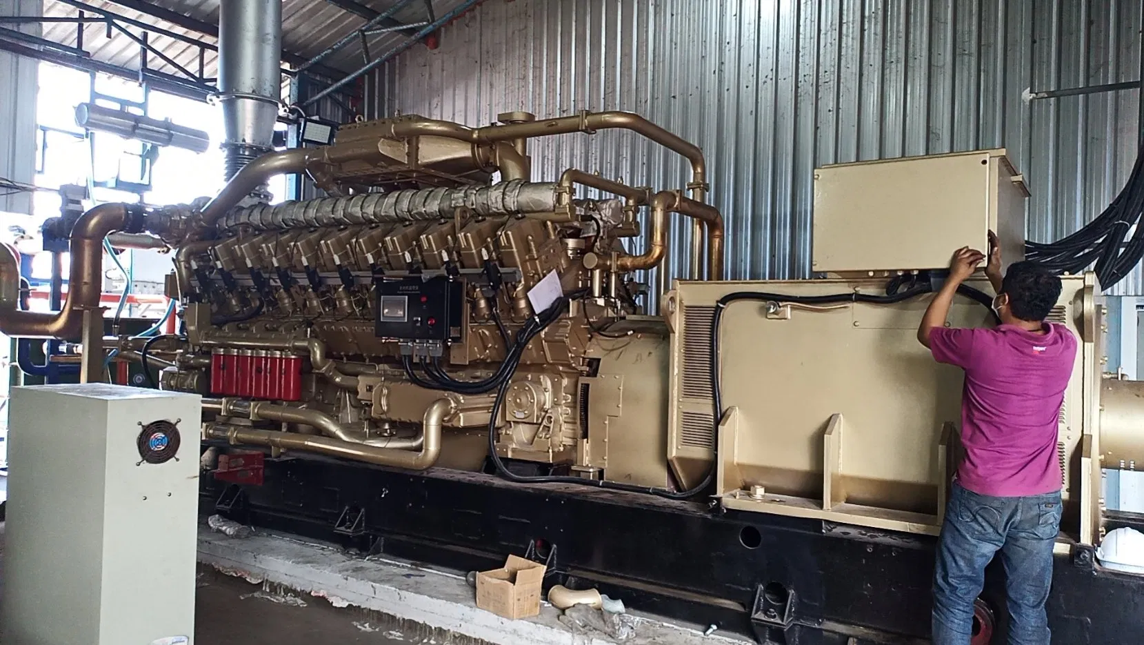 1800kw/2250kVA 1800GF-Z Biogas Generator Set Brush-Less Excitation, Automatic Voltage Regulation