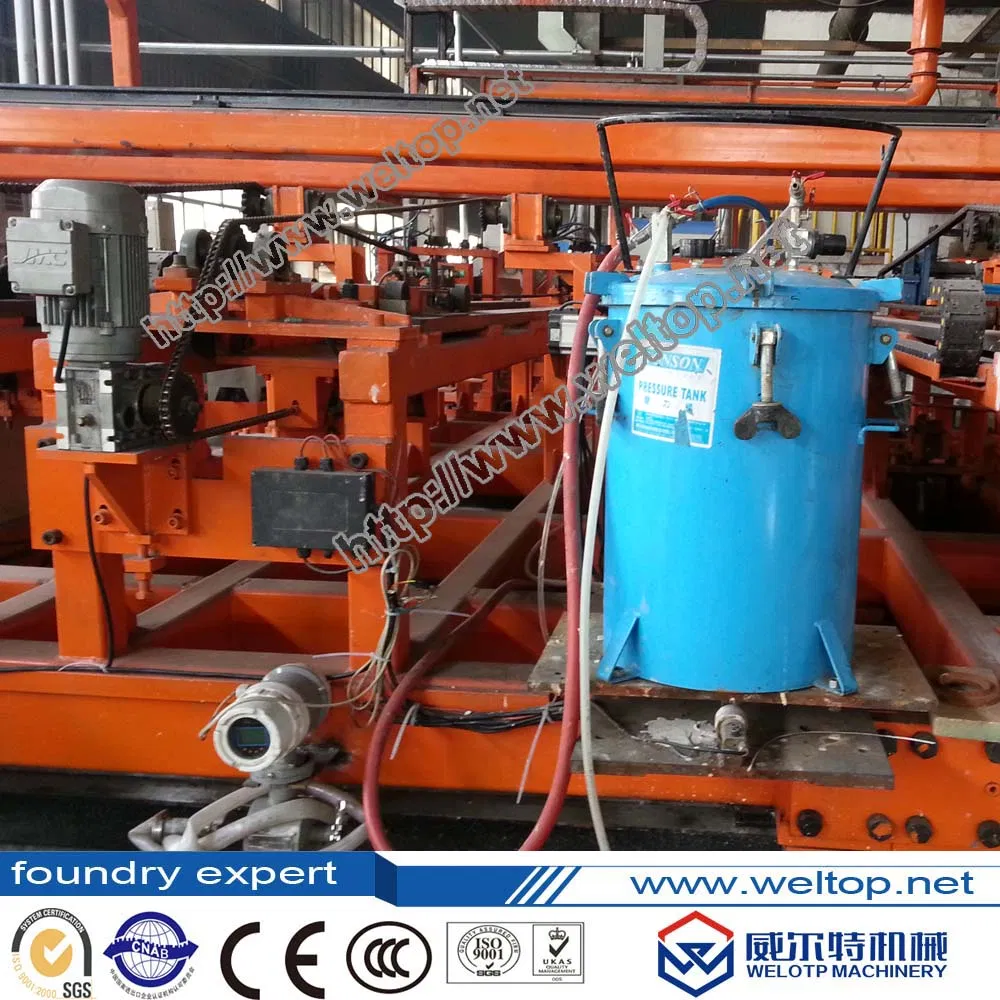 Équipement de coulée centrifuge entièrement automatique à trois stations pour chemises de cylindre