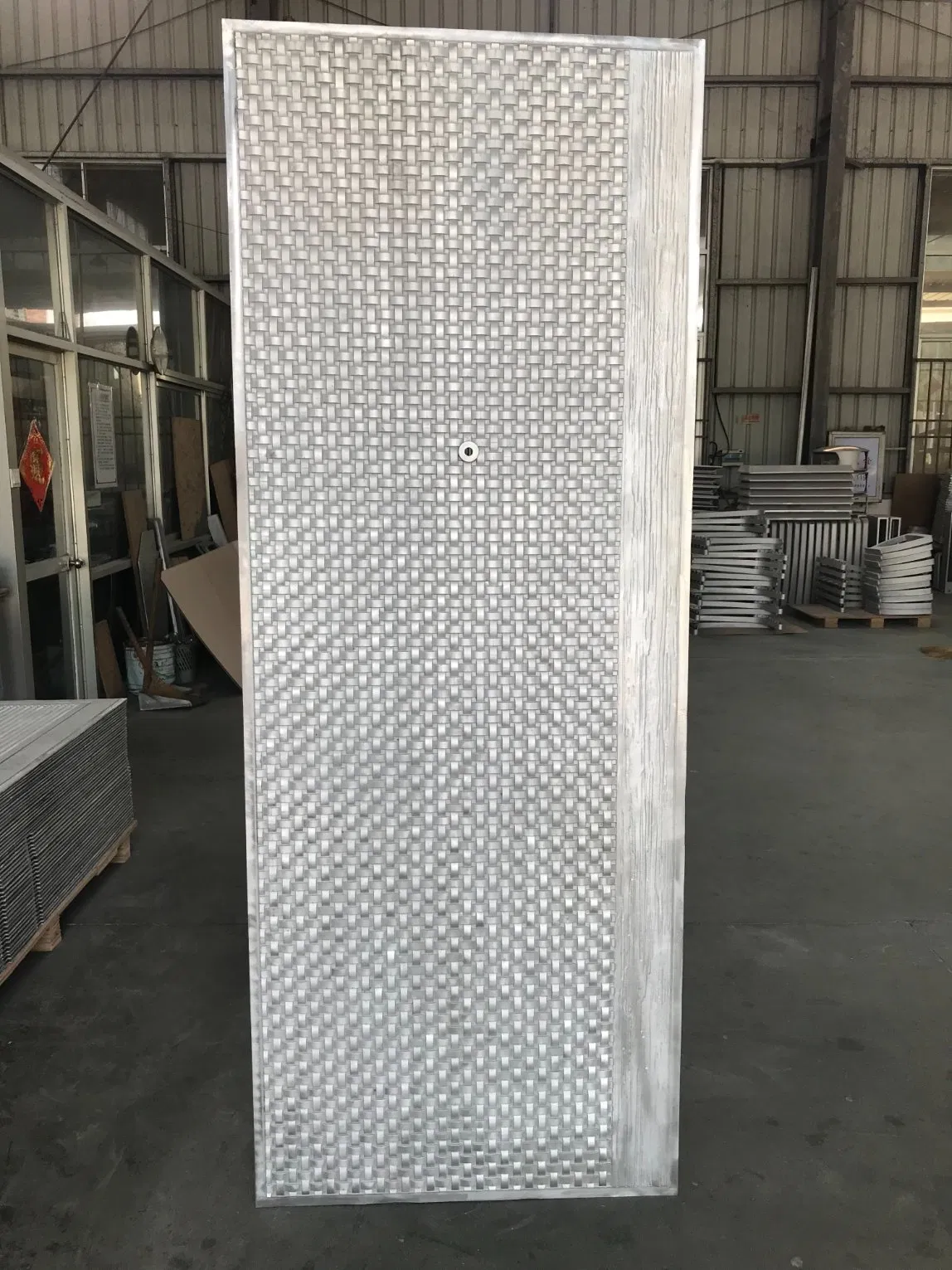 Customized Aluminum Vacuum Casting Outdoor Garden Door Panel OEM Service