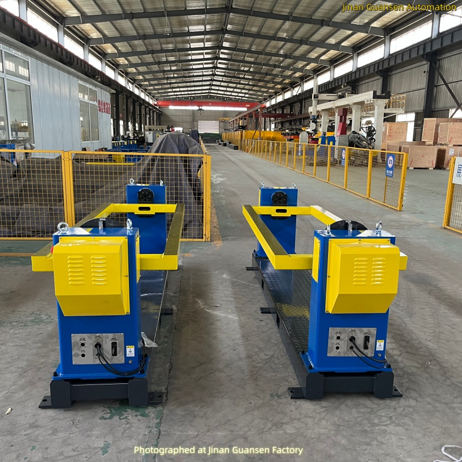 Positionneur de soudage à axe unique avec poupée et contre-poupée, capacité de charge de 200 à 5 000 kg, contrôlable par bras robotisé pour le soudage automatisé