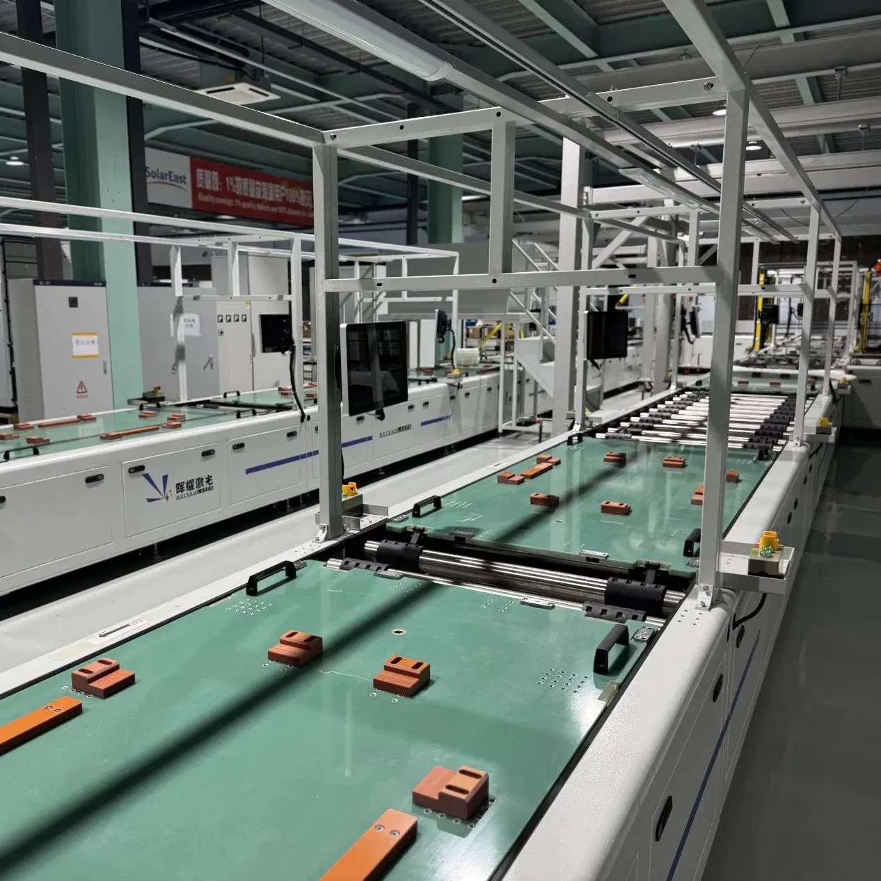 Linea di produzione di batterie agli ioni di litio per l'assemblaggio di moduli personalizzati