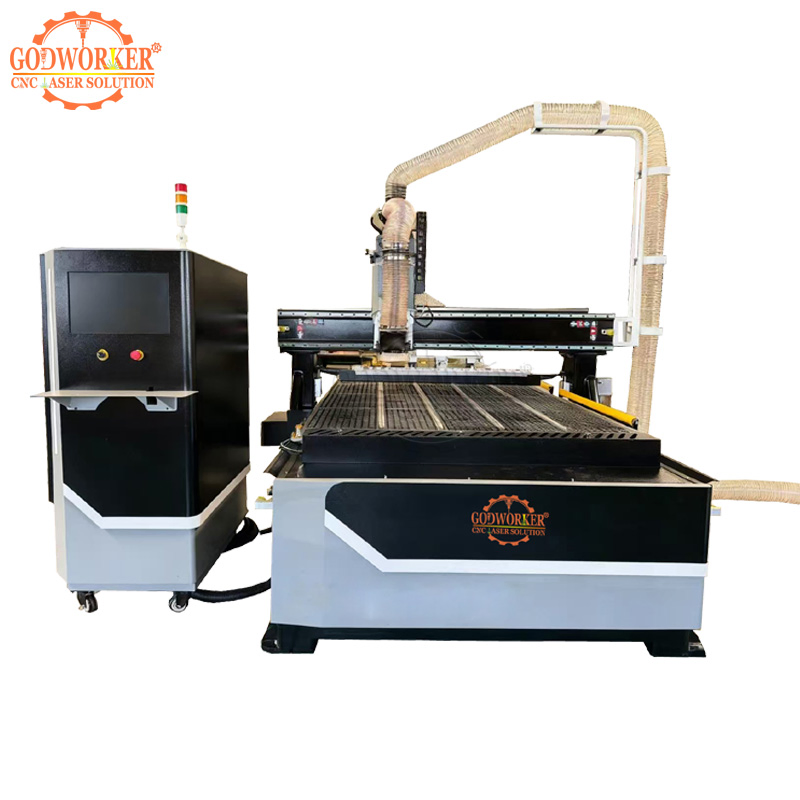 1325 1530 Macchina CNC Router per Lavorazione del Legno con Sistema di Controllo Syntec e Mandrini ATC per Mobili