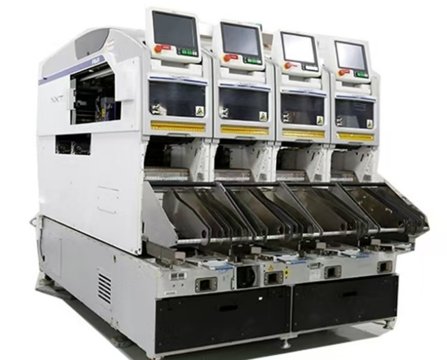 Hochpräzise anpassungsfähige SMT-Bestückungsmaschine mit Die-Attach-System