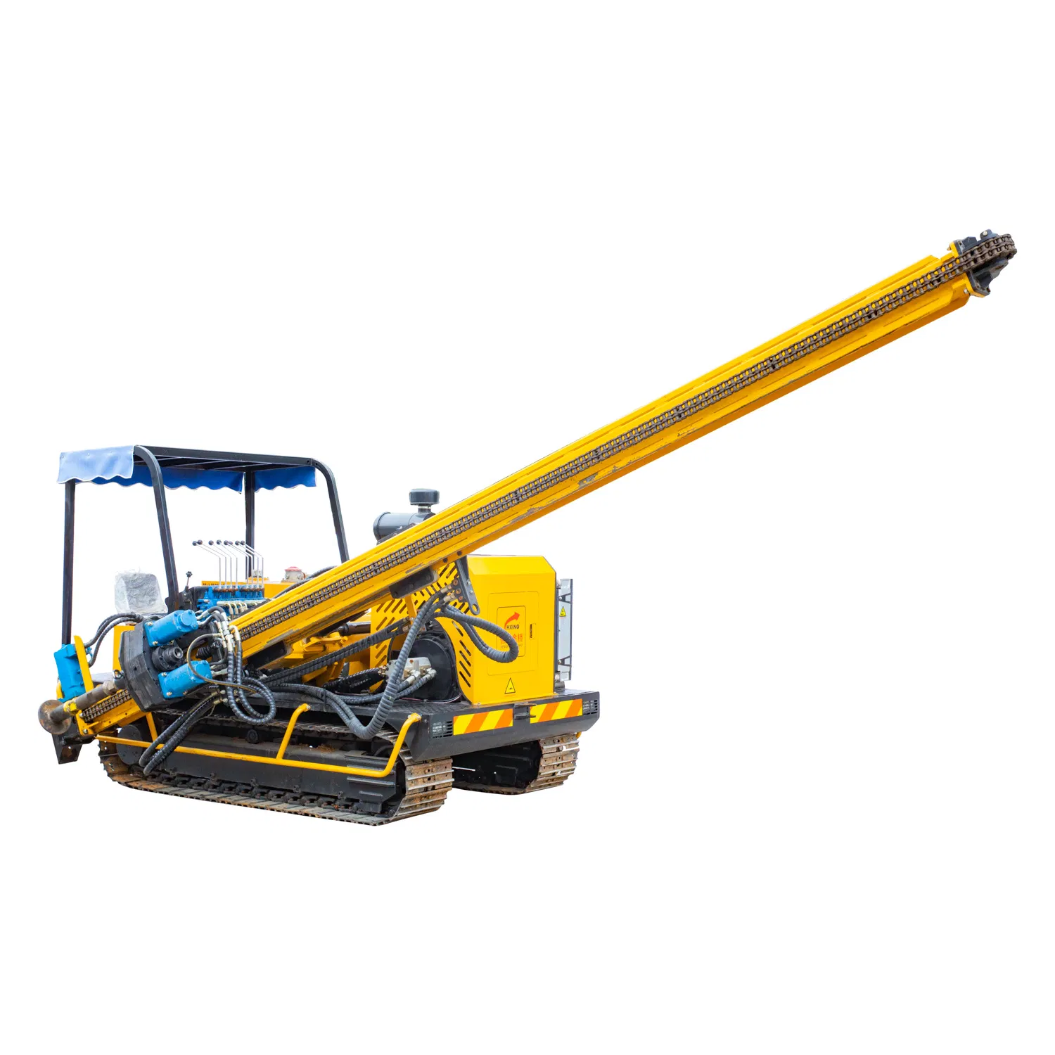 Engin de forage solaire sur chenilles pour pieux