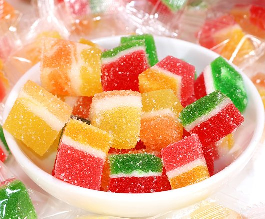 Fogli di gelatina in fogli senza sapore in grandi quantità per torta, manzo e pesce halal kosher