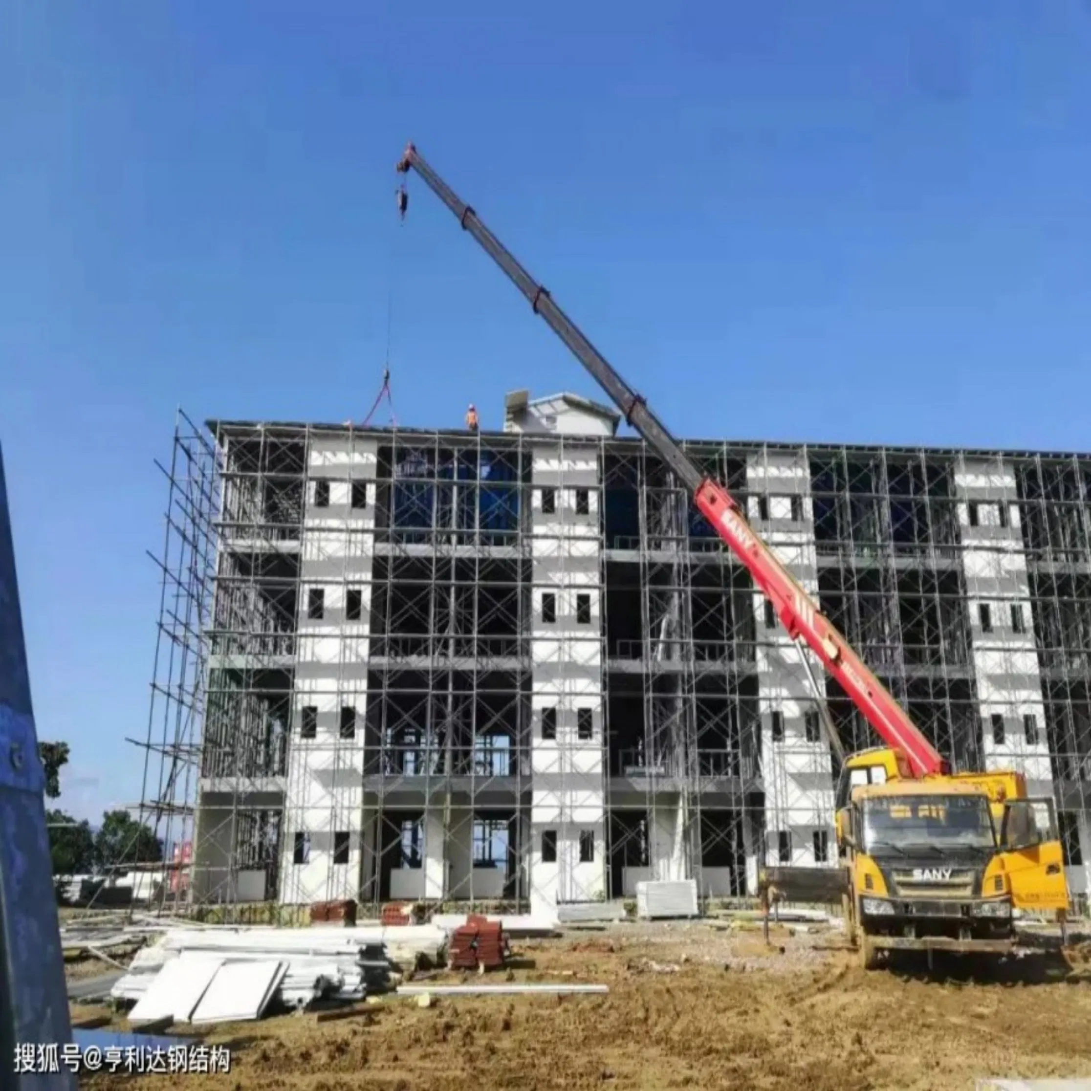 Modern Design Prefabricated High-Rise Multi-Storey Steel Structure Building for Office Supermarket