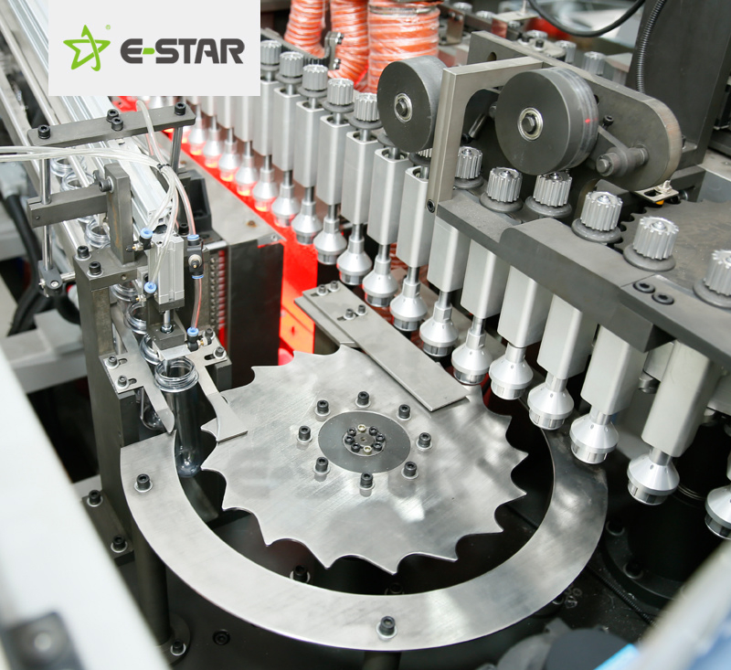 Large Output Pet Plastic Bottle Making Blow Molding Machine Servo Engine Water Bottle Blowing Machine