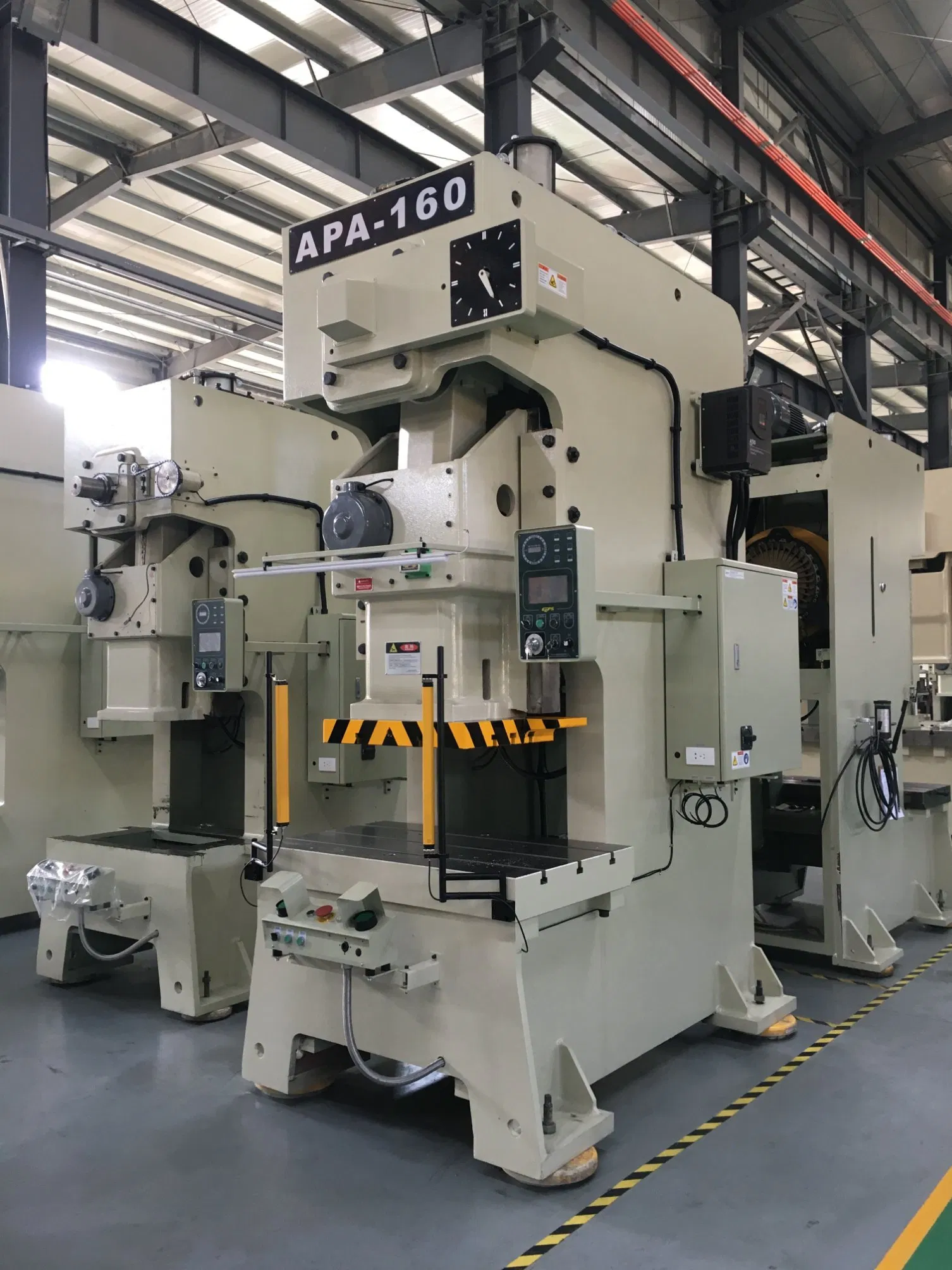 APA-160V Pressa Meccanica a Punzonatura CNC a Telaio a C a Manovella Singola