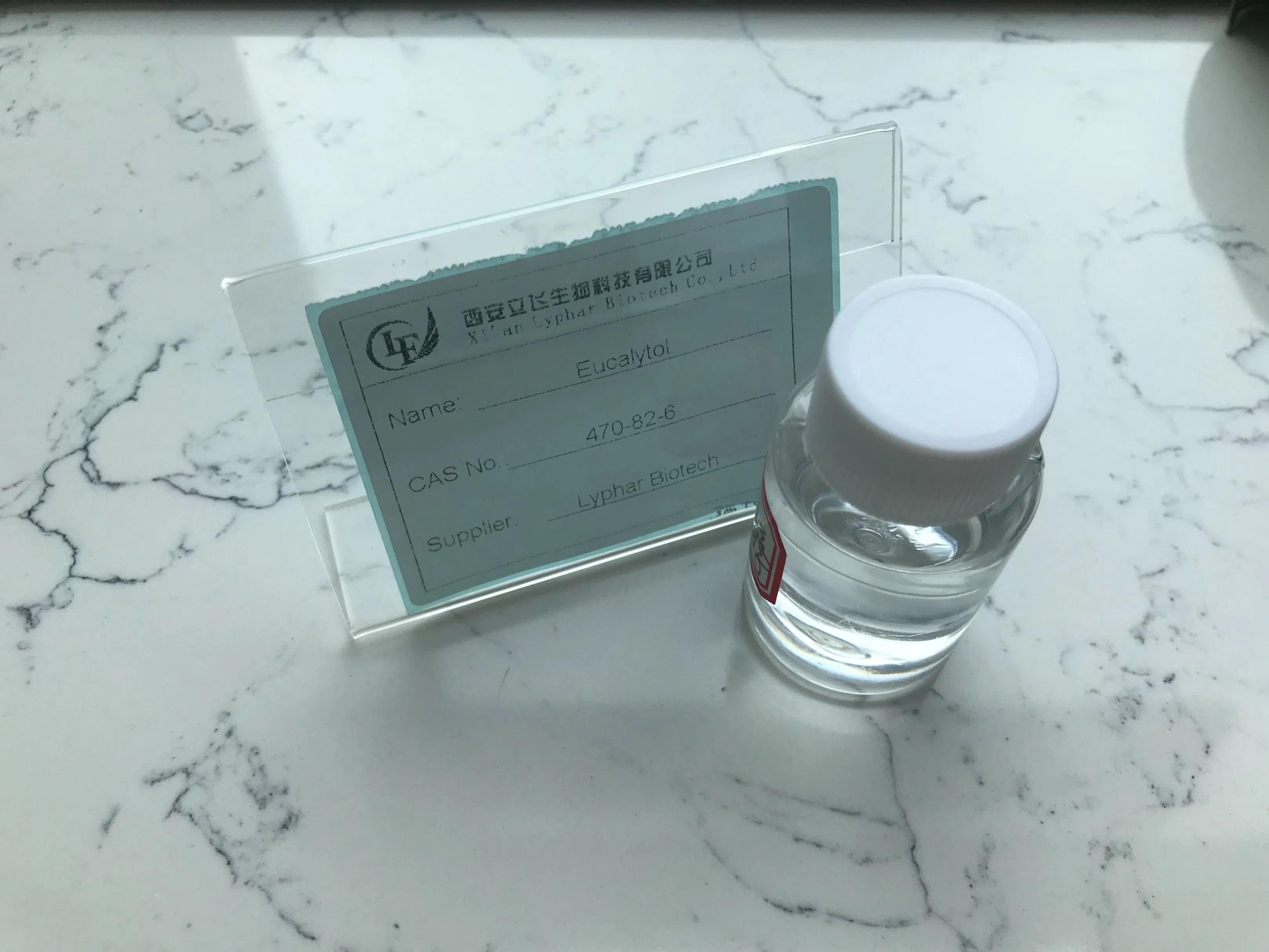 Food Grade CAS 470-82-6 Cineole Cineol Eucalyptol