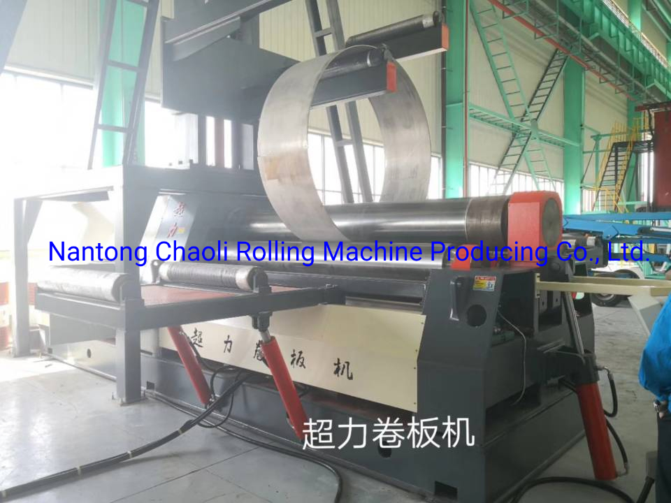 Machine à rouler avec technologie de contrôle de précision des bords