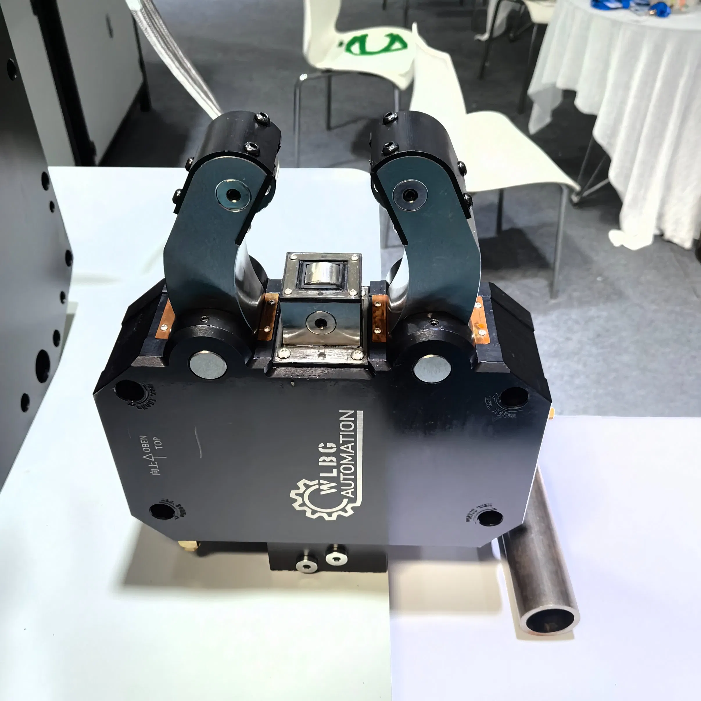RC-3 (10-120) Hydraulic Center Self Steady Rest