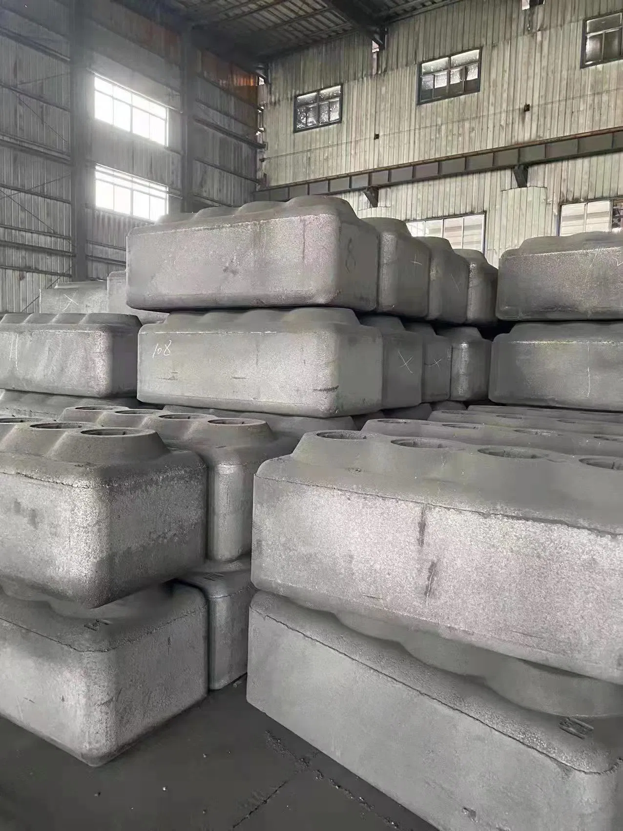 Blocchi anodici in carbonio precotti per una produzione energetica efficiente