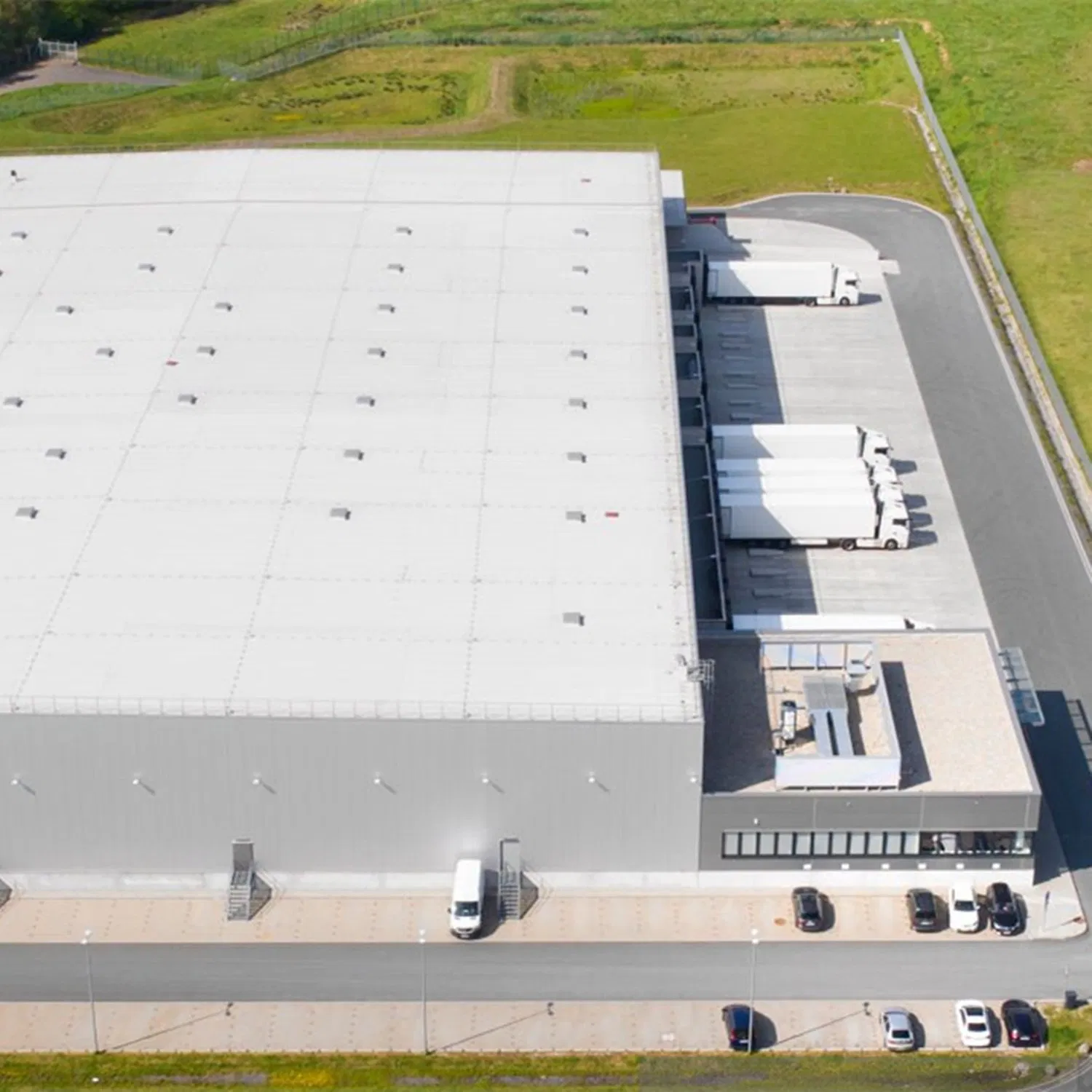 Prefabricated Steel Structure Warehouse Metal Frame Storage for Industrial Use Processing Plant