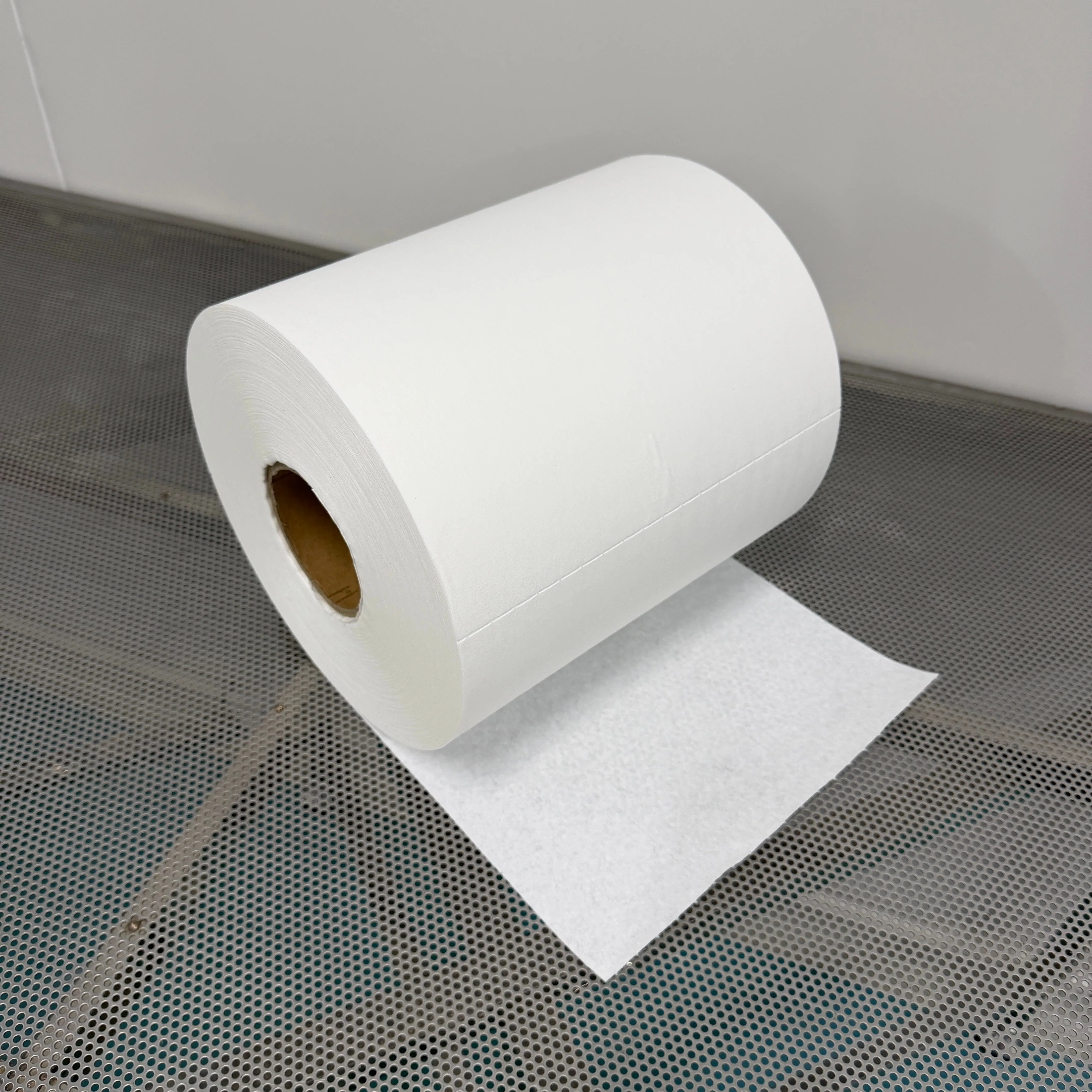 Advanced Industrial Wiping Rolls with Strong Absorbency and Durability