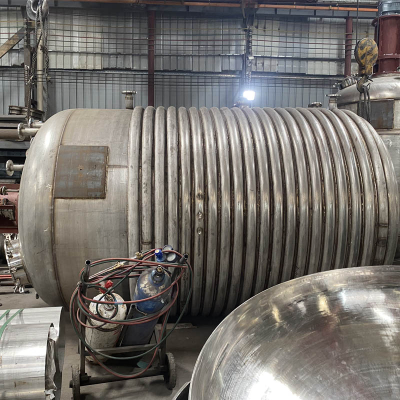 Professional Preparation of Biodiesel Device Reactor with Jacket