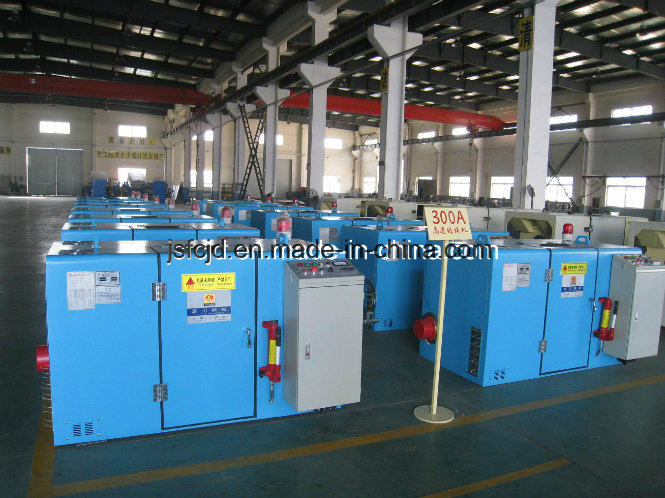 Machine d'extrusion, de groupage, de toronnage et de torsion de fil de cuivre pour câble électrique de 0,05 à 2,72 mm